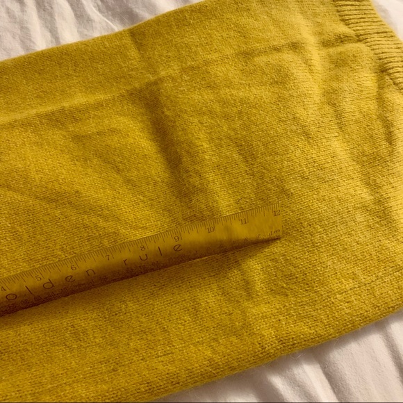 H&M Tube Scarf - Picture 3 of 4